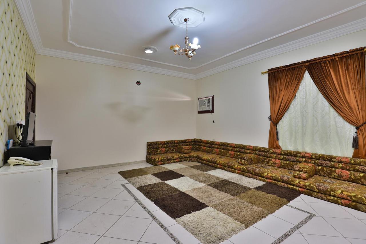 Oyo 277 Al Tamayoz Al Raqi Furnished Units 3 Jeddah Exterior photo