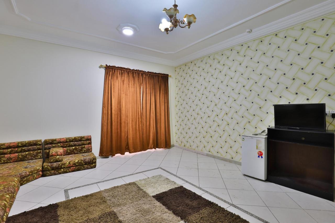Oyo 277 Al Tamayoz Al Raqi Furnished Units 3 Jeddah Exterior photo